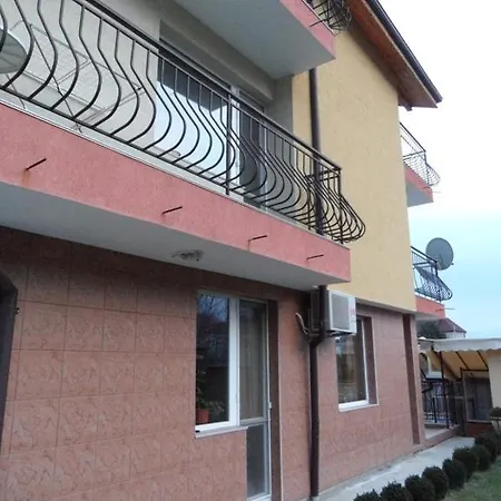 Family Mira * Zlate písky